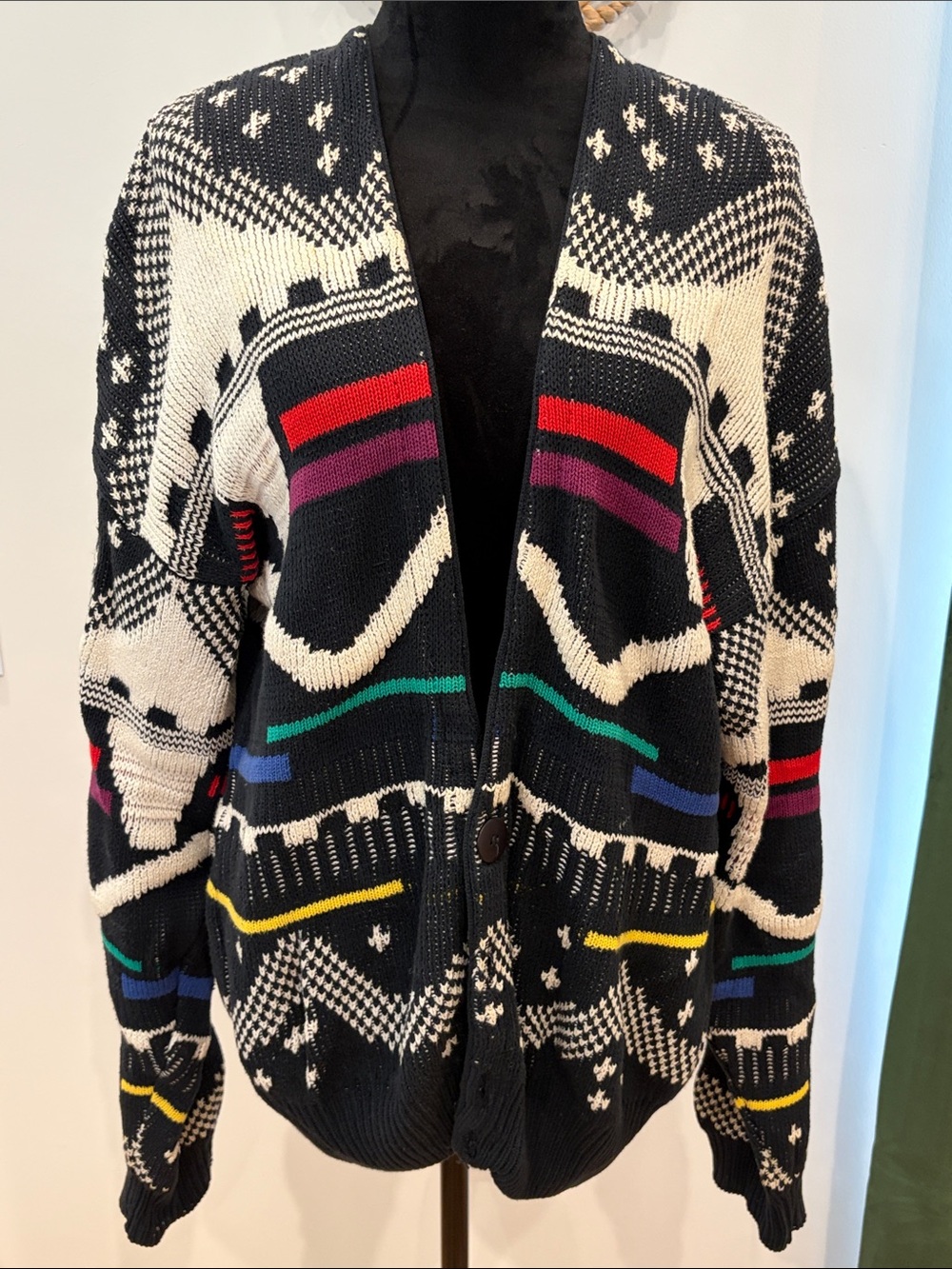 Vintage Patterned Open-Front Women's Sweater with Multicolor Accents